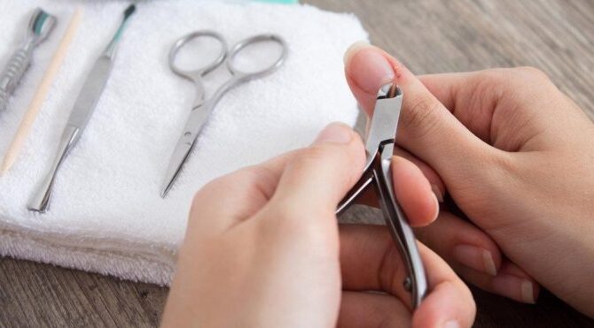 Evde Manikür Nasıl Yapılır?