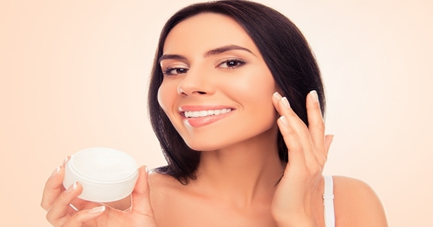 Yaşlanmayla Savaşan Retinol Nasıl Kullanılır?