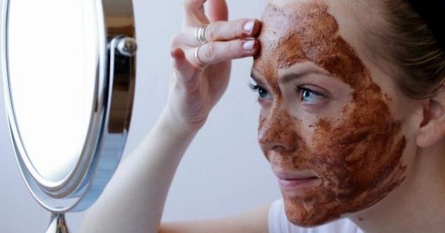 Daha Sağlıklı ve Daha Pürüzsüz Bir Cilt İçin Günlük Yüz Bakım Maskeleri