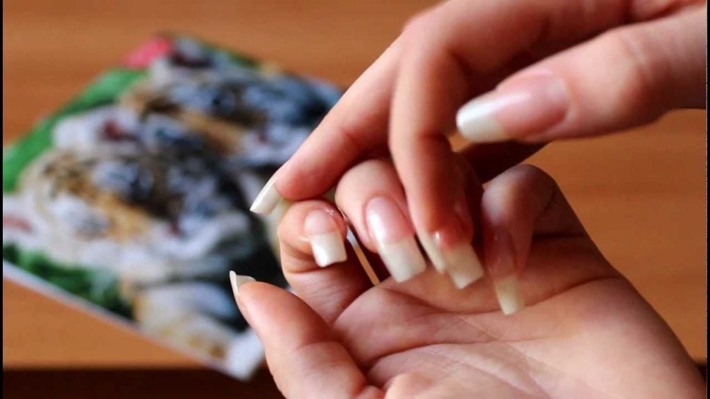 Hızlı Tırnak Uzatmanın Yolları Nelerdir?