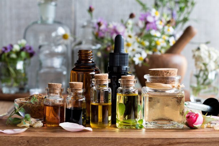 Cildin Yumuşak Ve Pürüzsüz Olmasını Sağlayan Aromaterapi Yağları Nelerdir?