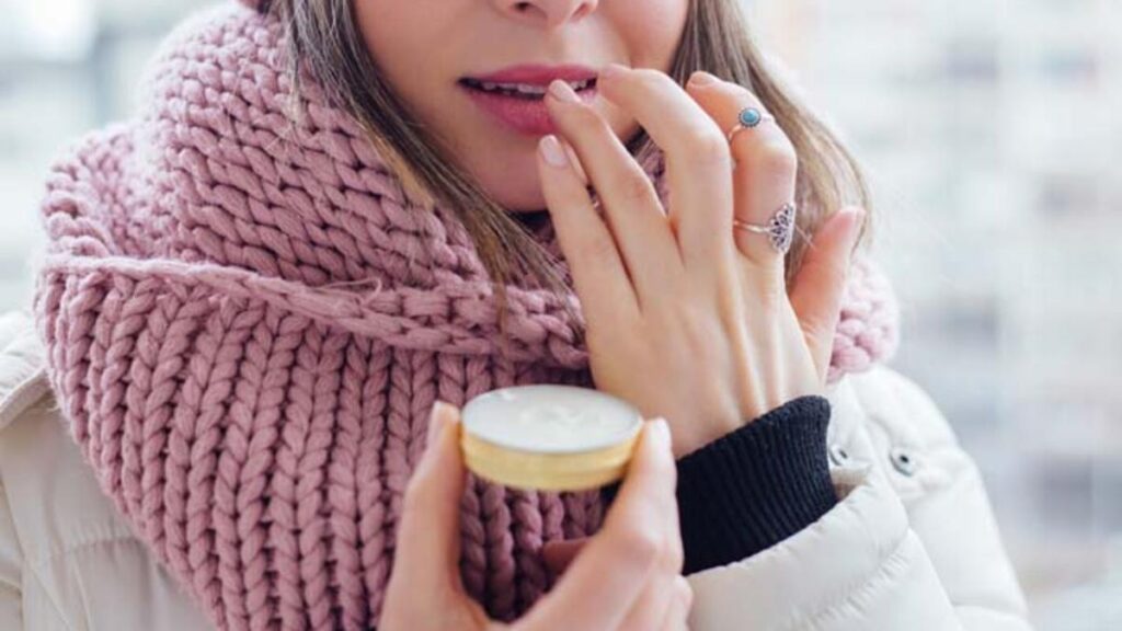 Soğuk Havalarda Dudak Bakımı Nasıl Yapılır?