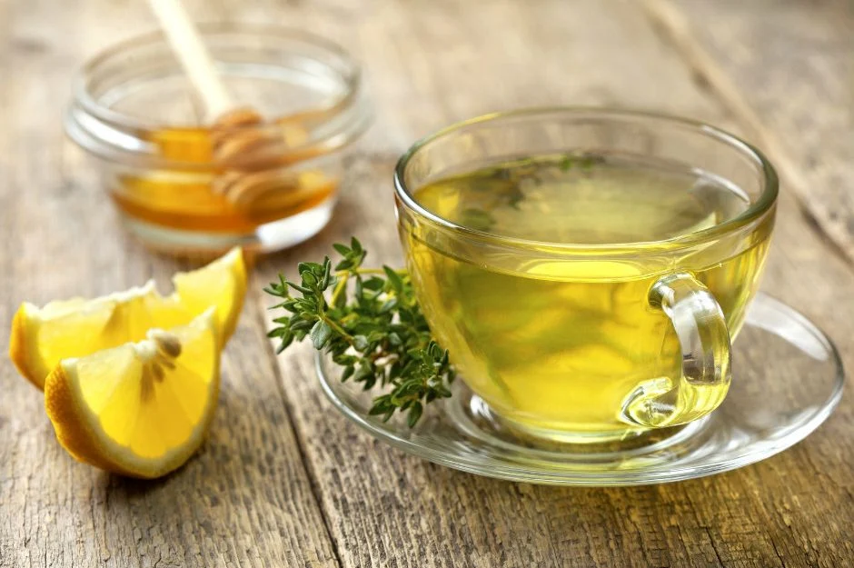 Adet Söktürücü Bitkiler ve Yiyecekler