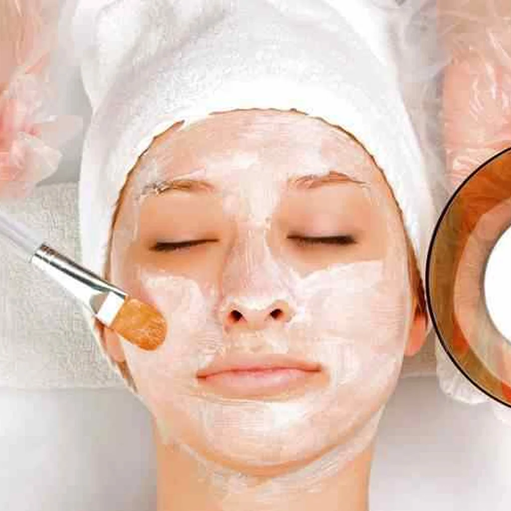 Cilt lekeleri için maske ve güneş koruması odaklı bakım
