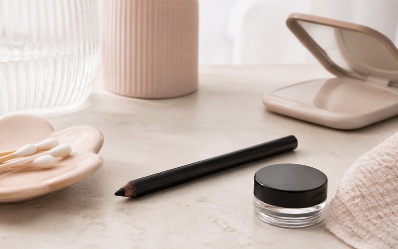 Temiz eyeliner ürünleri